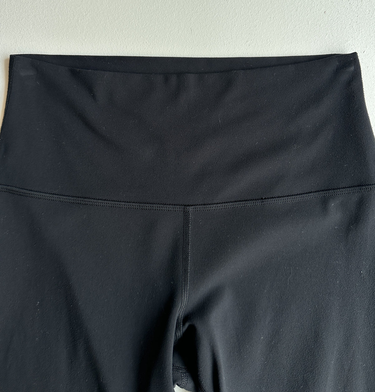 Align Pants 28" in Black — preloved Lululemon