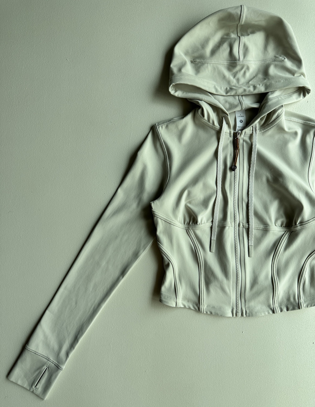 Cropped Jacket Nulu in Light Ivory — preloved Lululemon