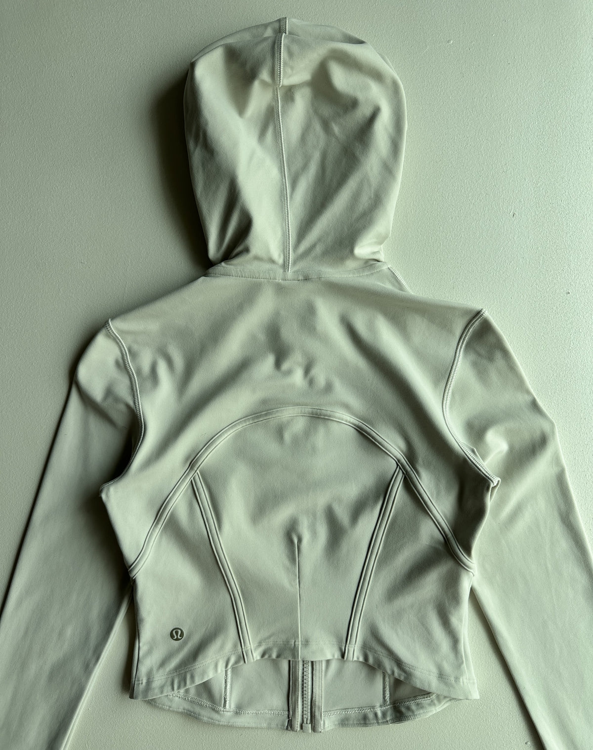 Cropped Jacket Nulu in Light Ivory — preloved Lululemon