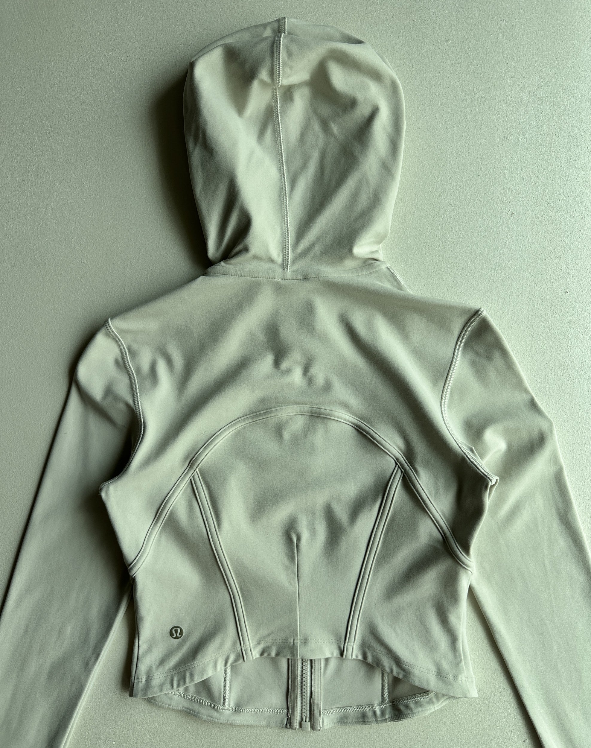 Cropped Jacket Nulu in Light Ivory — preloved Lululemon