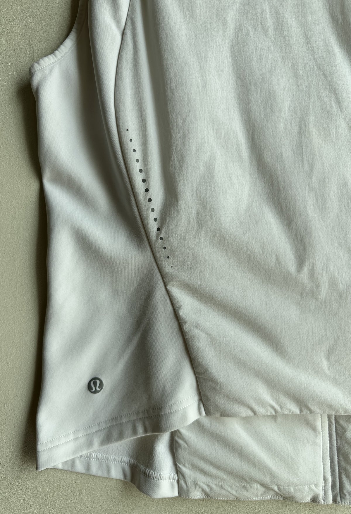 Push Your Pace Vest in White — preloved Lululemon